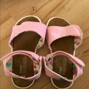 Toms toddler sandals